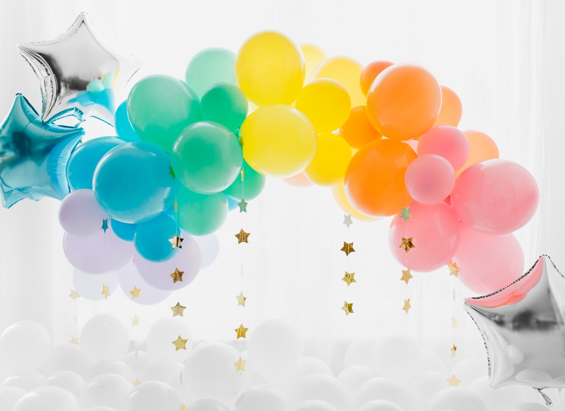 How Balloons and Strings Can Give Your Story Strength - Learn How